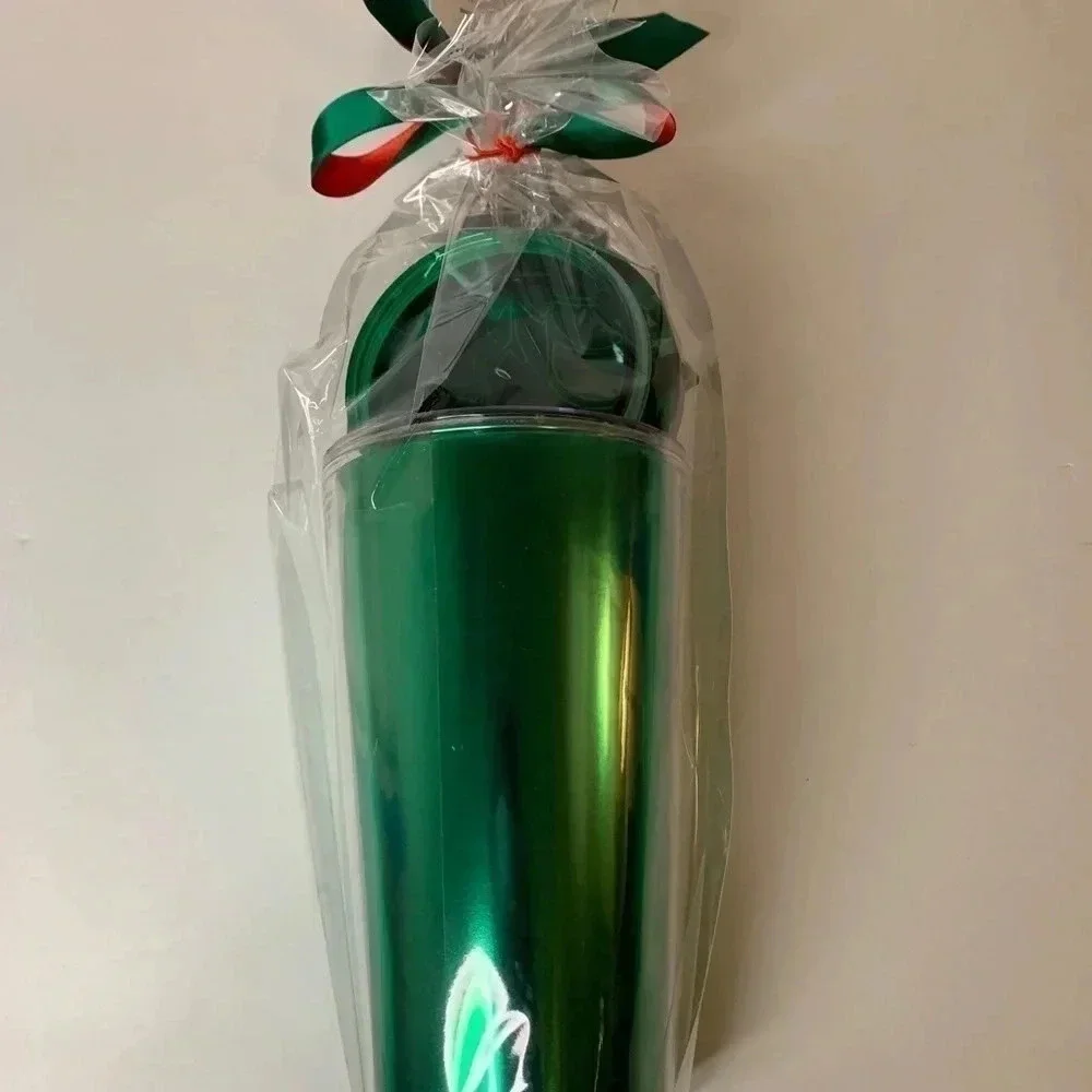 Starbucks 16 oz Tumbler Cup With Straw Green New